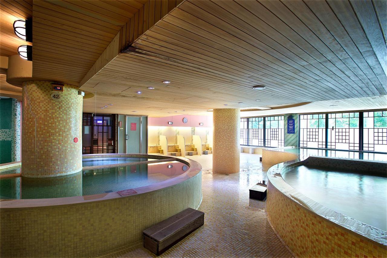 ホテル ロイヤル チーペン Wenquan エクステリア 写真 A modern onsen in Tokyo