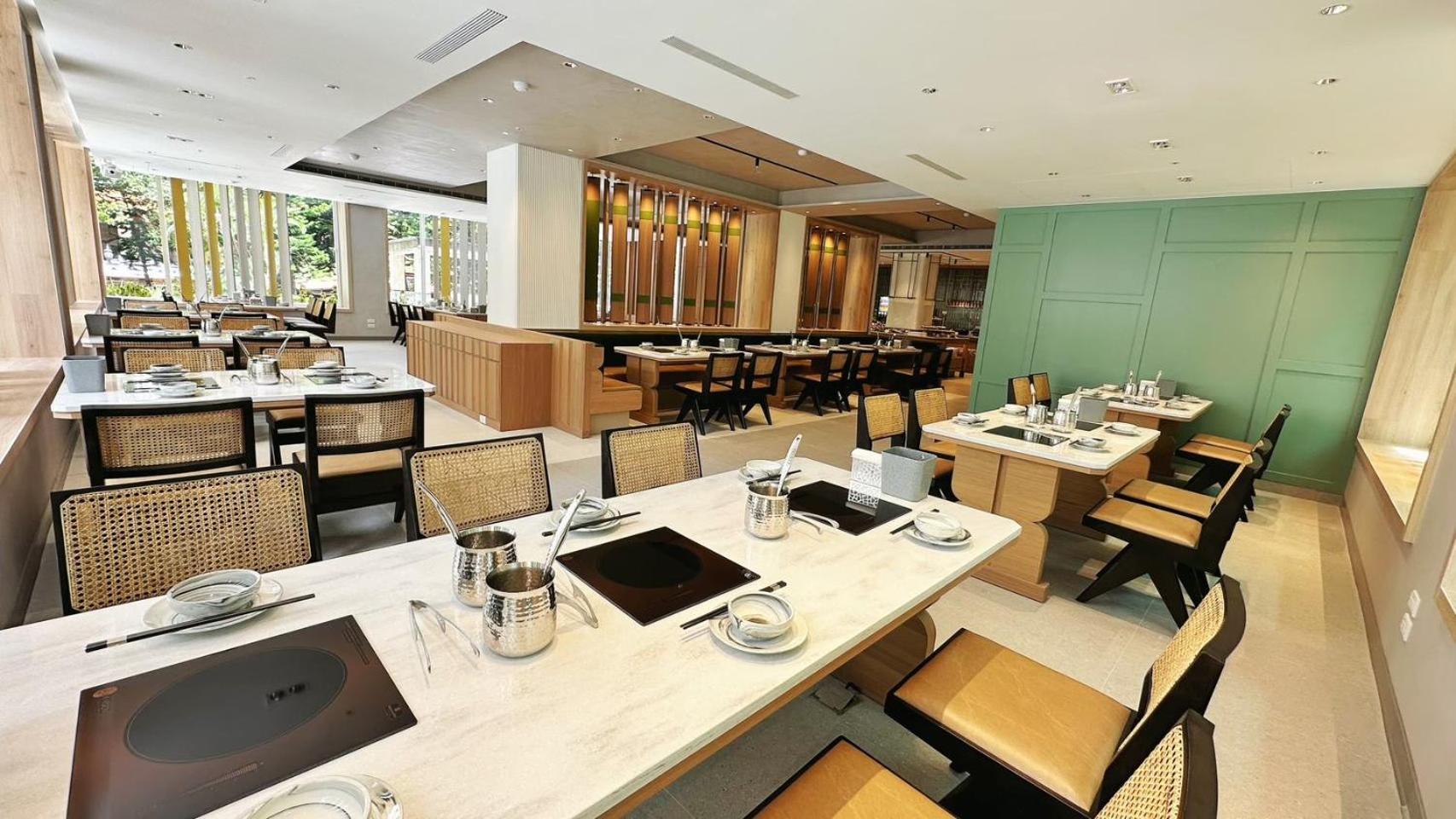 ホテル ロイヤル チーペン Wenquan エクステリア 写真 The interior of the restaurant